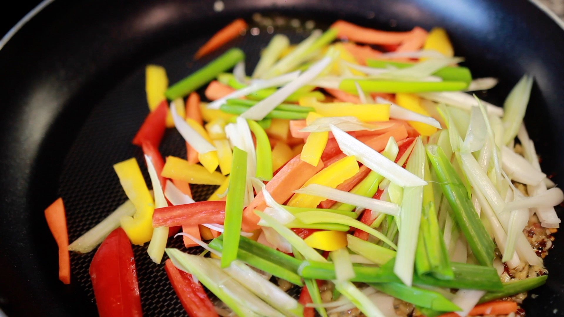 Vegan Stir Fry Kelp Noodles Recipe By The Mushroom Den